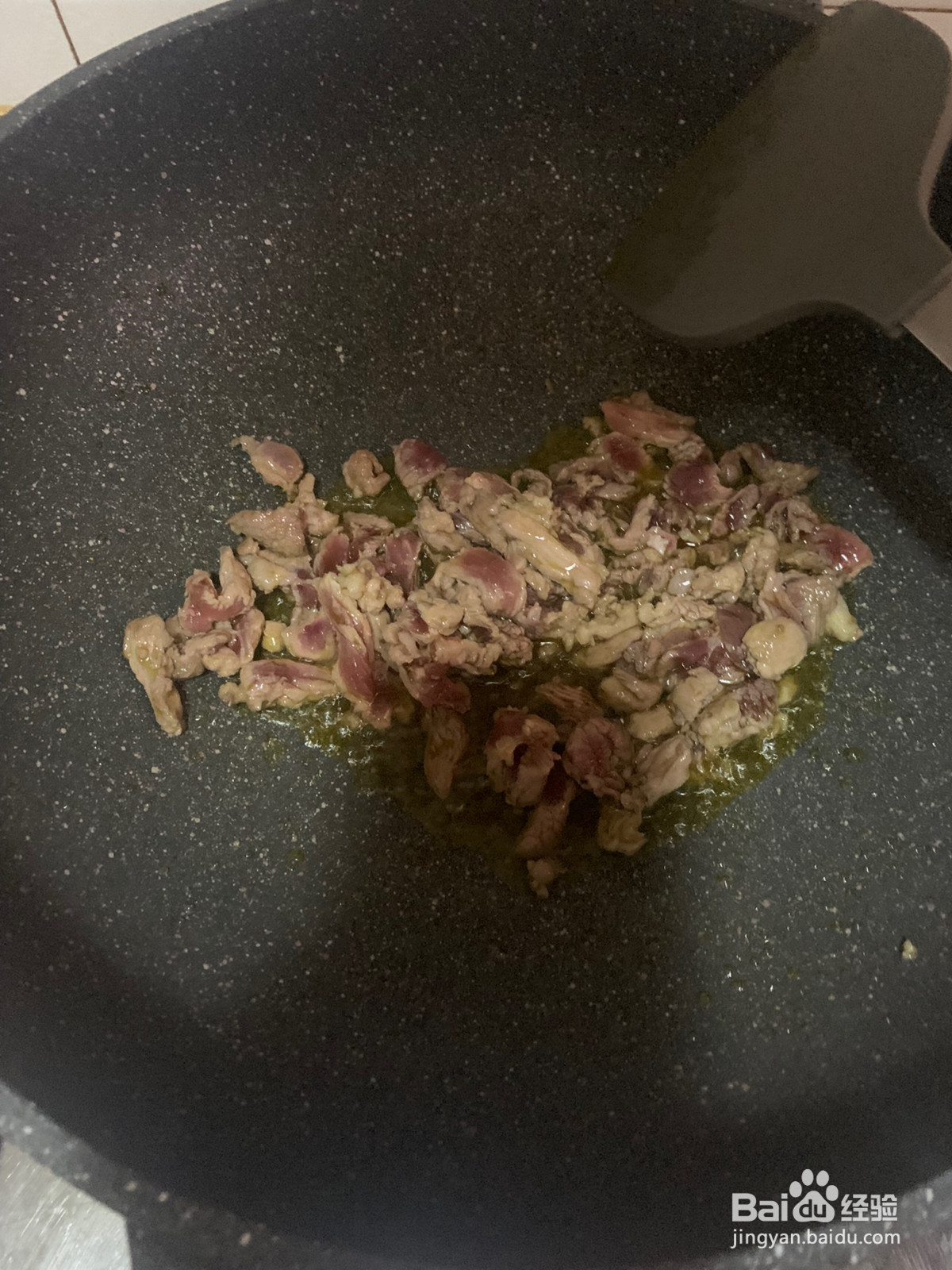 瘦肉蒜苗炒土豆的做法