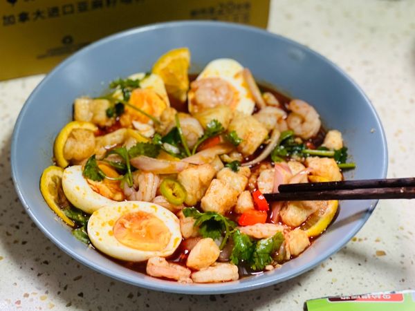 泰式酸辣捞汁虾仁巴沙鱼