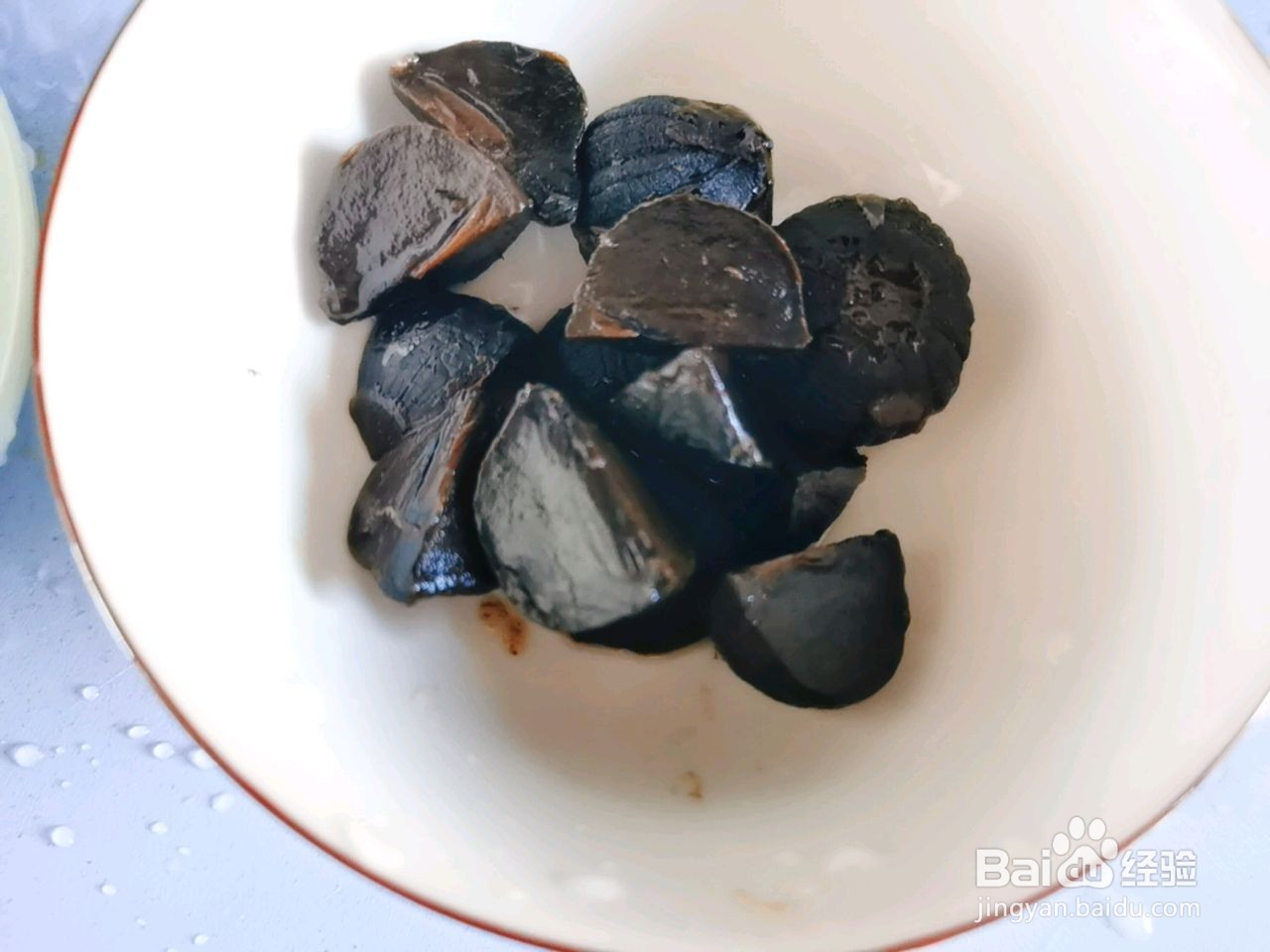 黑蒜龙骨汤怎么做