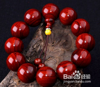 鸡血小叶紫檀是什么