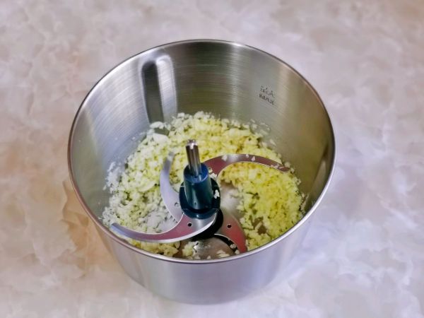 蒜蓉蛤蜊蒸金针菇