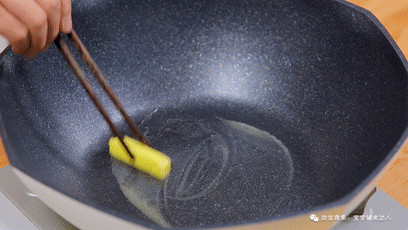 早餐吐司蛋饼宝宝辅食的做法