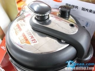美味无水蘑菇红烧肉