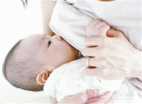 宝宝纯母乳,母乳宝宝要吃鱼肝油吗