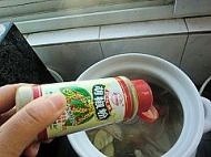 营养美味的茶树菇煲鸭汤