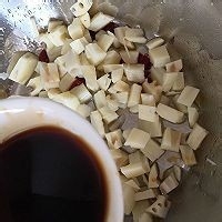 如何做美味的酸辣藕丁