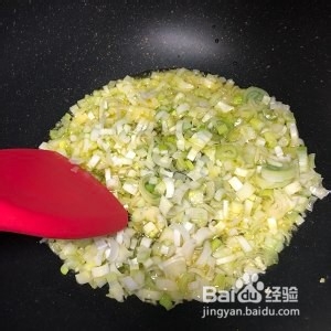 怎么做最简单的炸酱面