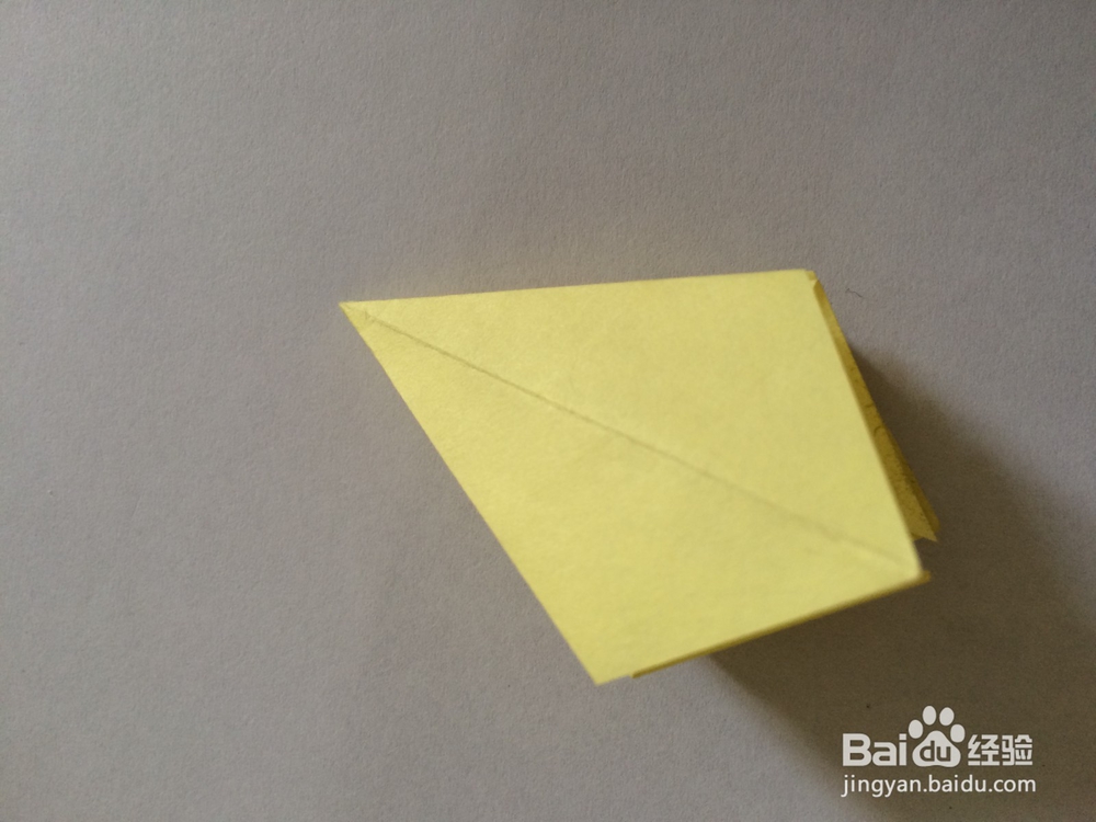 怎样手工折叠出漂亮的百合花