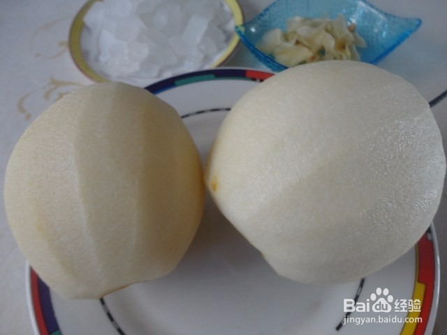 奉玉百合雪梨枸杞羹的做法