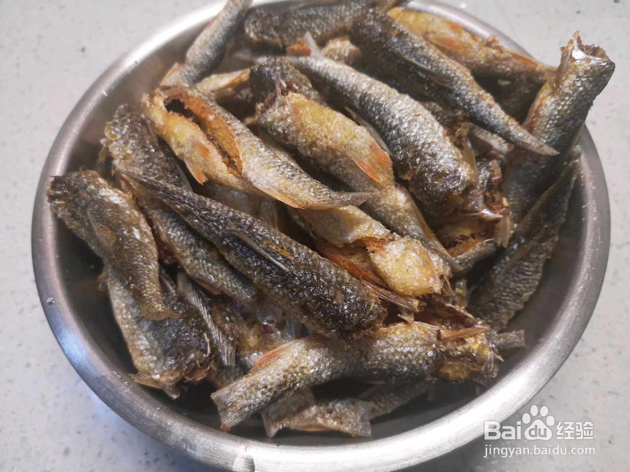 香酥愣子鱼的做法