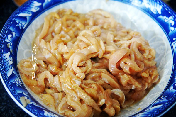 京酱肉丝卷筋饼