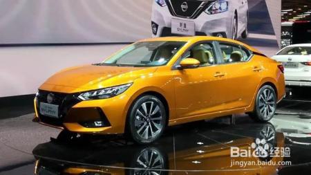 A级车强者相约换代，“小天籁”轩逸和“小亚洲龙”雷凌该选谁？