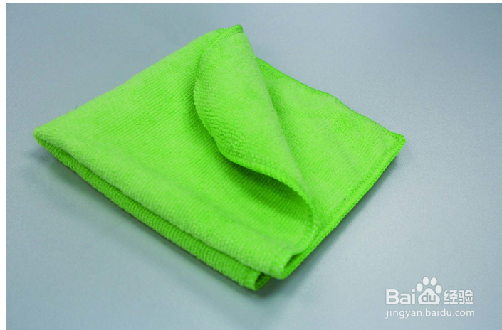 如何打理人造草坪以及草坪保养的注意事项