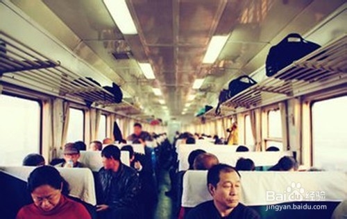 春节回家途中怎样防骗？