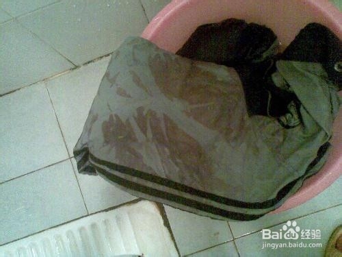 清洗羽绒服的技巧