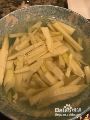 冬笋炒三丝的家常做法