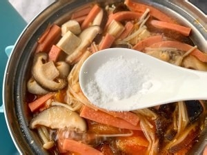 如何10分钟搞定低脂酸辣汤