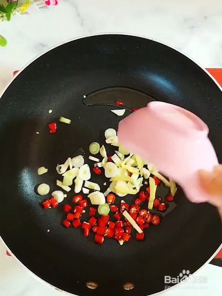 鱼香茄条的做法
