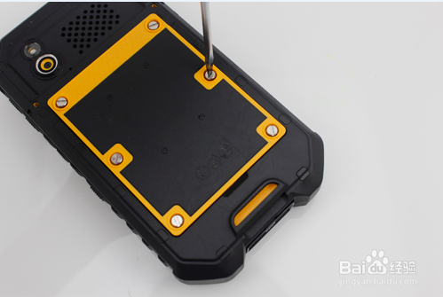 Runbo三防手机的防水测试