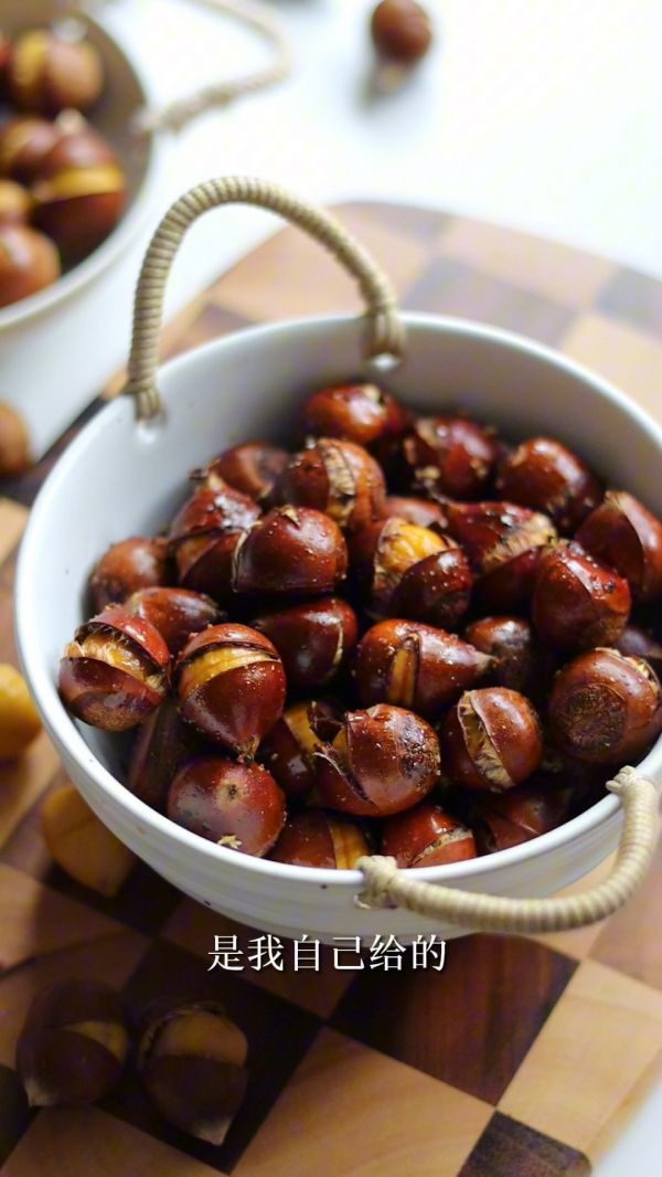 秋天就要吃糖烤栗子
