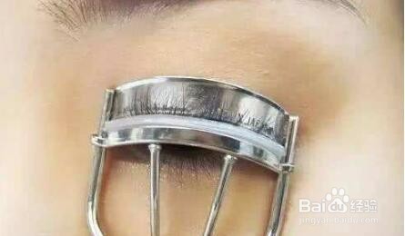 这样刷睫再也不用担心黑眼圈啦