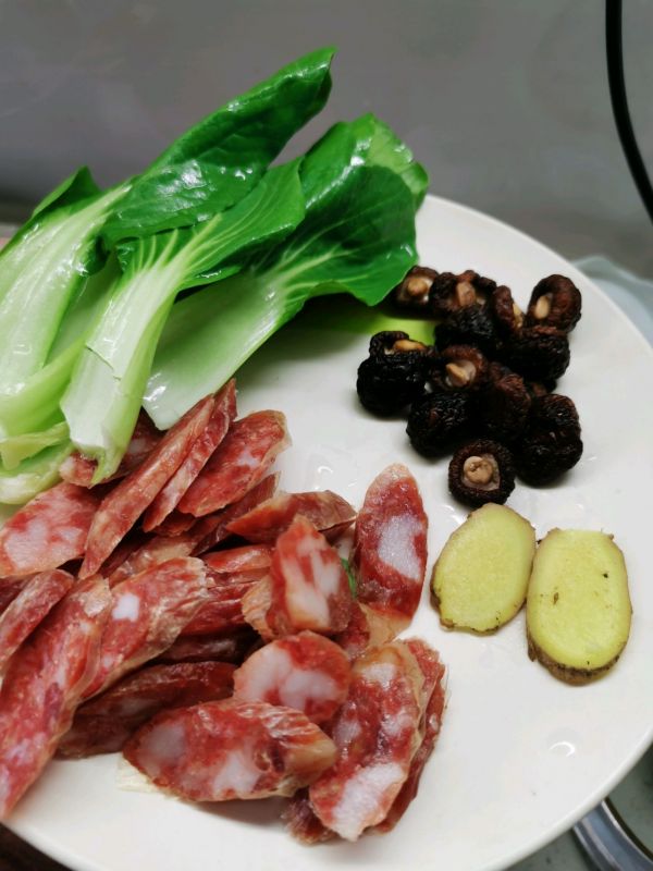 快手电饭煲煲仔饭