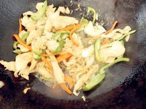 蚝油鸡胸片的做法