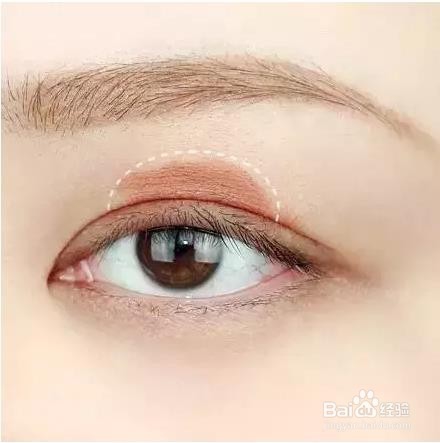 化妆的详细步骤教程