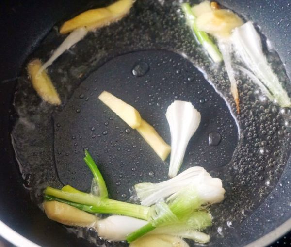 四季豆焖乌冬面