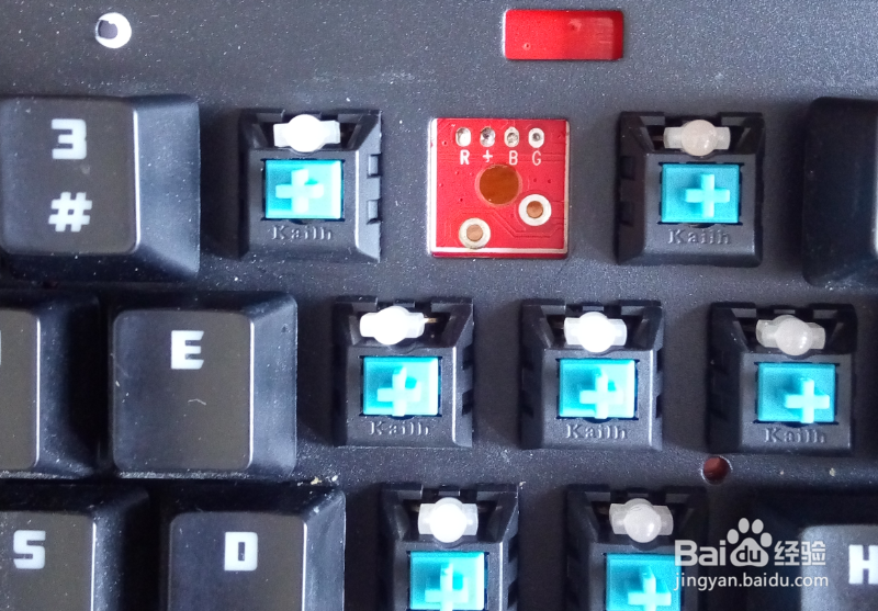 机械键盘更换背光LED与机械轴的方法