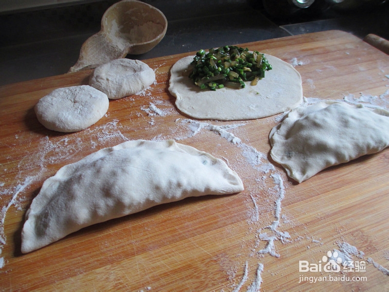 盛夏美食韭菜盒子