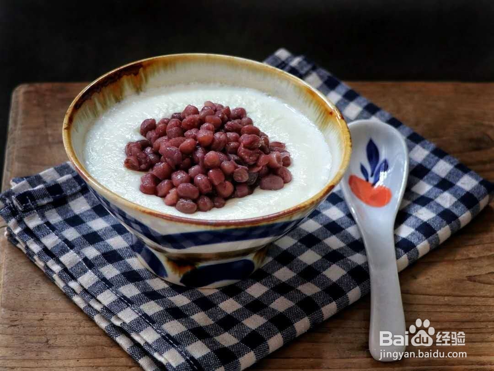 怎样做出简单又好吃的双皮奶?