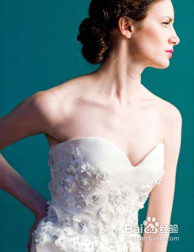 定制婚纱礼服注意细节有哪些