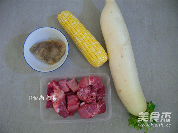 萝卜玉米排骨汤