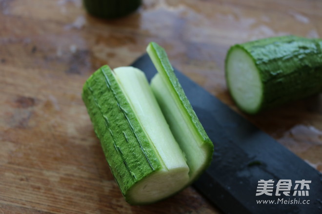 炝炒丝瓜瓤的做法