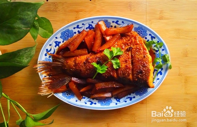 如何做酱烧鱼尾萝卜？