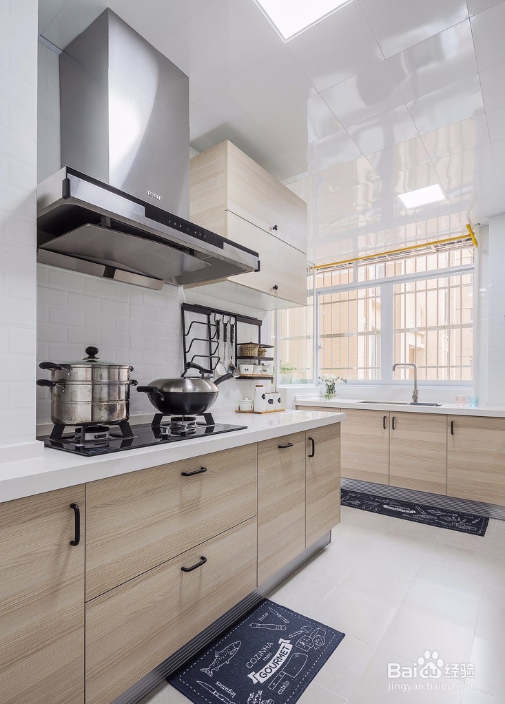 厨房颜色搭配技巧有哪些？