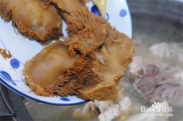 家庭自制猴头菇鸡汤