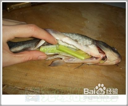 苑瑗的厨房之豆腐炖鱼
