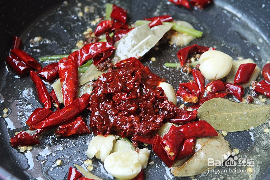 香嫩美味芋儿鸡