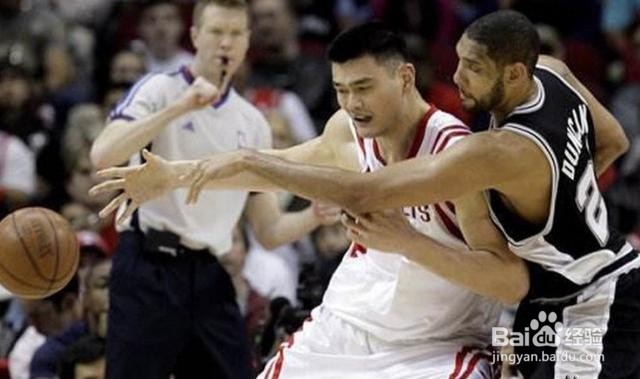 姚明在NBA球星中地位如何?