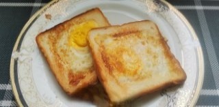 怎么做香煎鸡蛋面包片