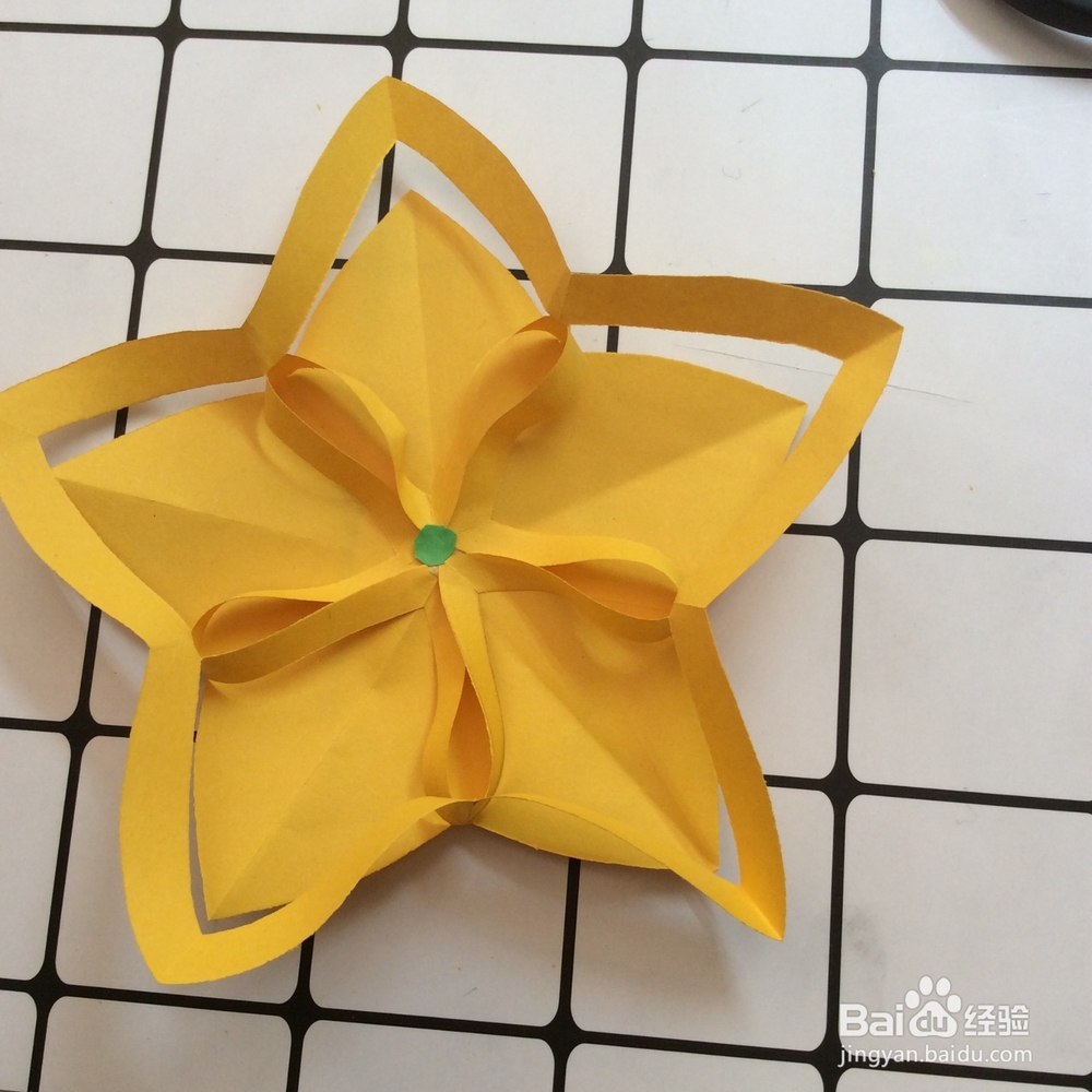 DIY五角星立体窗花如何剪