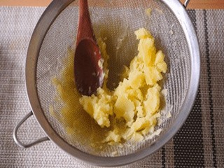 鳕鱼土豆浓汤怎么做？