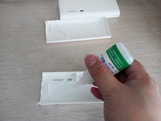 粘ABS塑料壳用什么胶水？