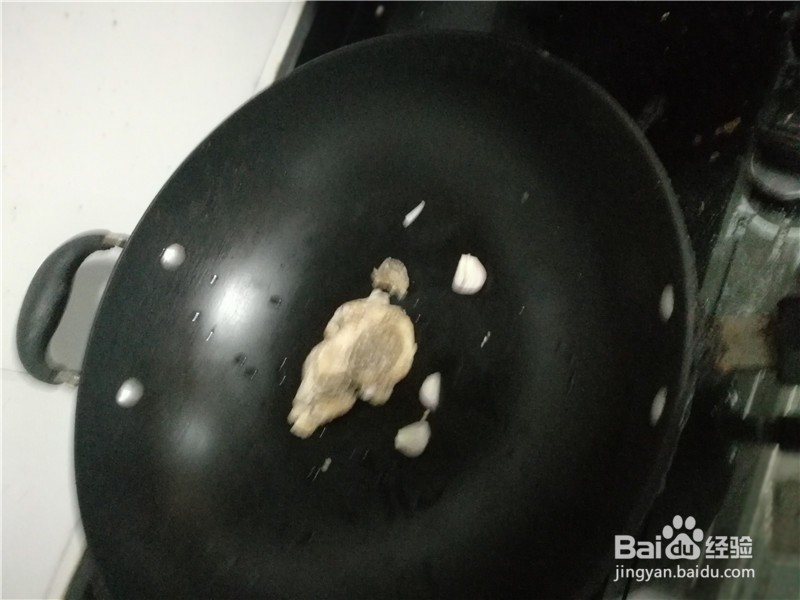 油滋炖豆角白菜