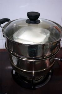 如何制作美味的香滑双皮奶