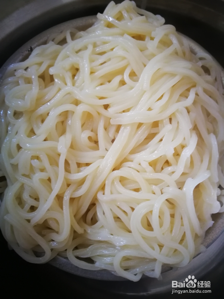香气满满的炒面肉