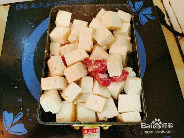怎样做出一道美味下饭的腊肠煎豆腐