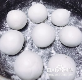 四味汤圆的做法